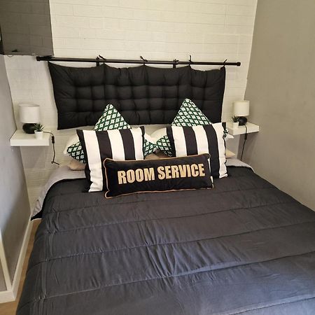 Home K&Y - Aurelio Рим Экстерьер фото